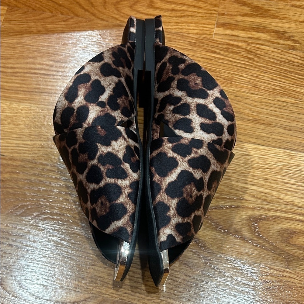 Katy Perry Collections Leopard Print cross over check in slide Satin Sandals 8.5 - Picture 7 of 10